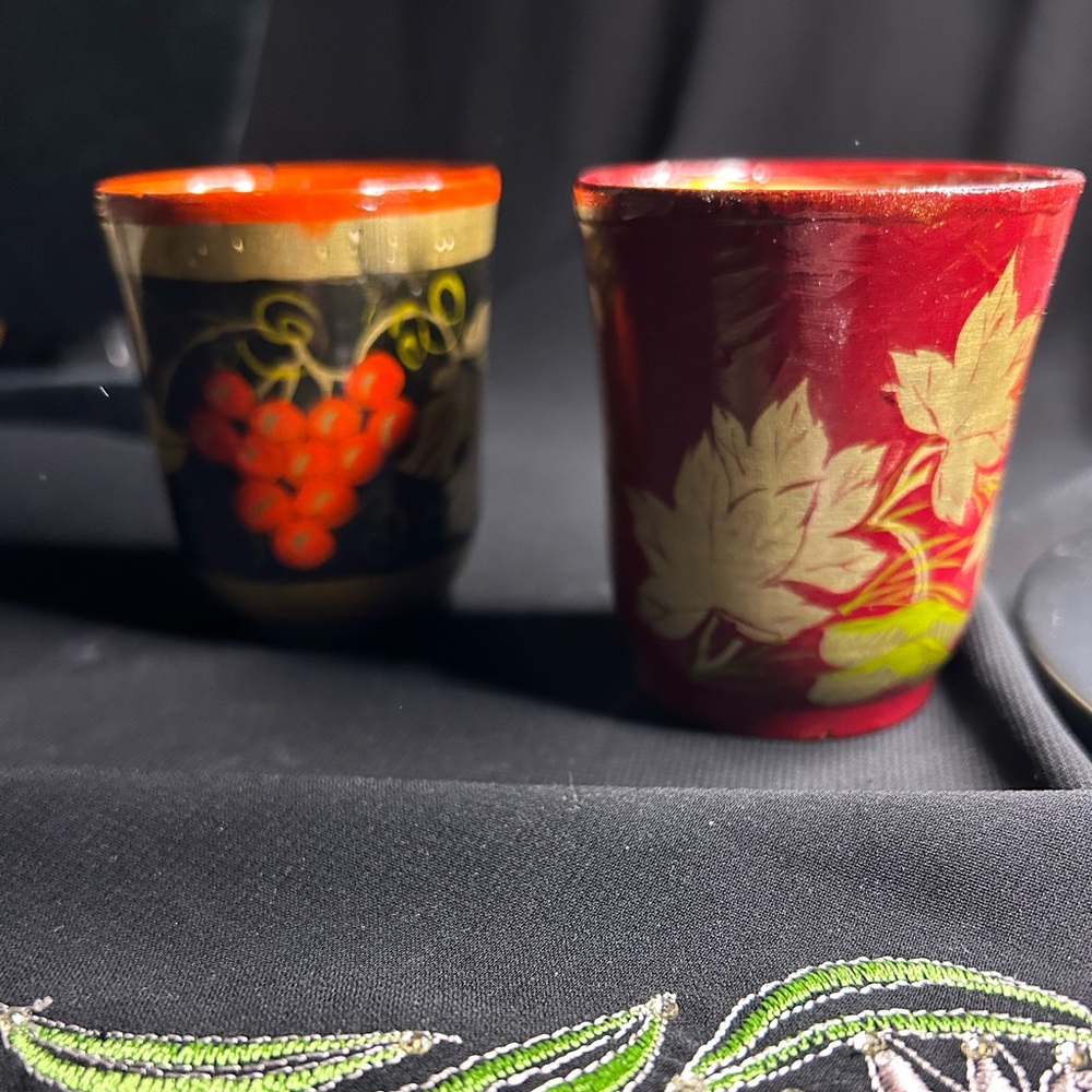 VTG Hand painted set of 2 wooden decorative cups. Unsigned
